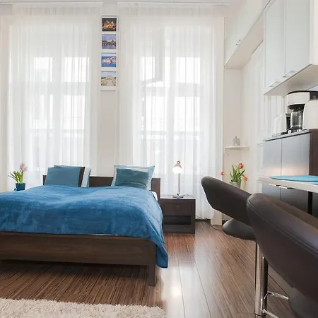 Viktoria Apartamento *