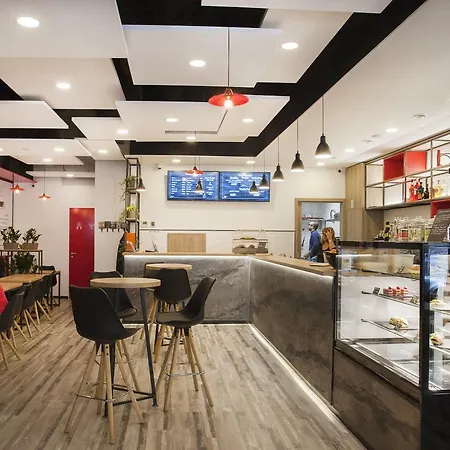 Viktoria Apartamento