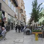 Viktoria Apartman