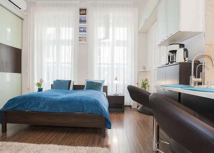 Viktoria Apartman *